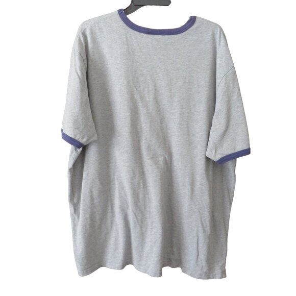 Walt Disney World (Embroidered) 1928 Mickey Mouse T-shirt, Adult 3XL - VGC - Picture 2 of 5